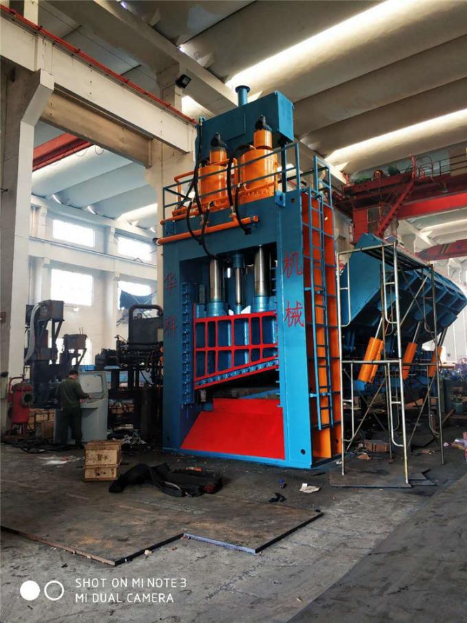 Kapaklı Hurda / Hurda Kutusu Makası / Ağır Hurda Makası ile 1250 Ton Güç Köprülü Makas 3