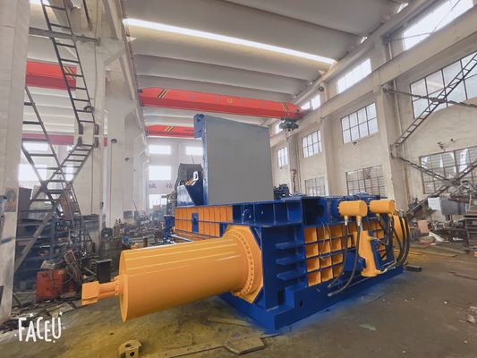 satın al Yüksek Üretim Hızı Altyapı Metal Baler Makinesi 180KW Güç 700*700mm online manufacture