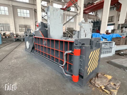satın al Tamamen Otomatik Büyük Bale Atık Metal Baling Cihazı 3 Set 18.5kw Motor online manufacture